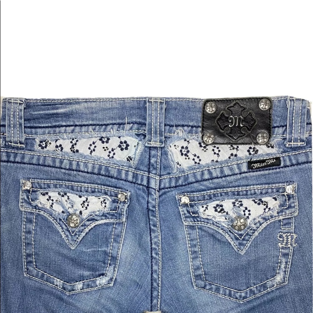 Miss Me Boot Cut Embellished Back Pockets Jeans
